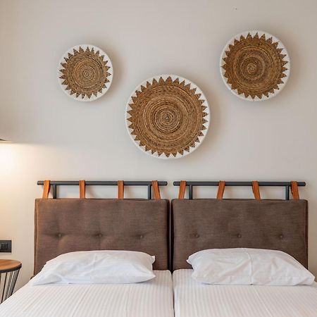 Kamara Rooms ซารานเดอ ภายนอก รูปภาพ