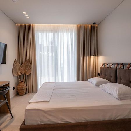 Kamara Rooms ซารานเดอ ภายนอก รูปภาพ