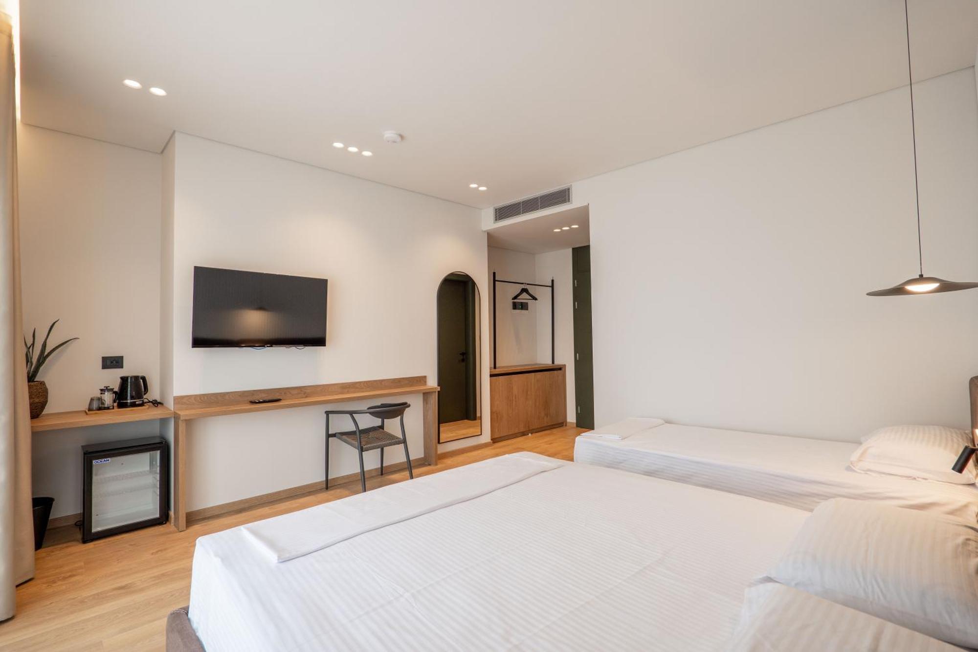 Kamara Rooms ซารานเดอ ภายนอก รูปภาพ