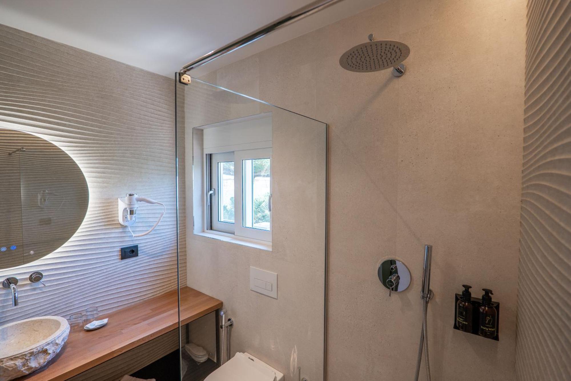 Kamara Rooms ซารานเดอ ห้อง รูปภาพ