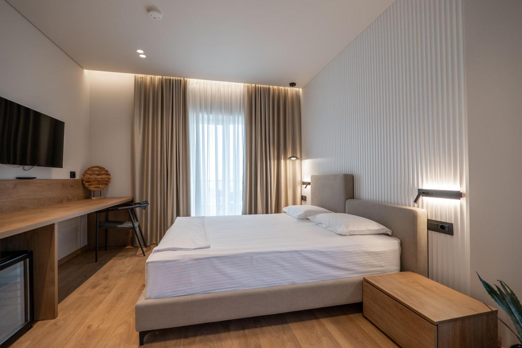 Kamara Rooms ซารานเดอ ภายนอก รูปภาพ