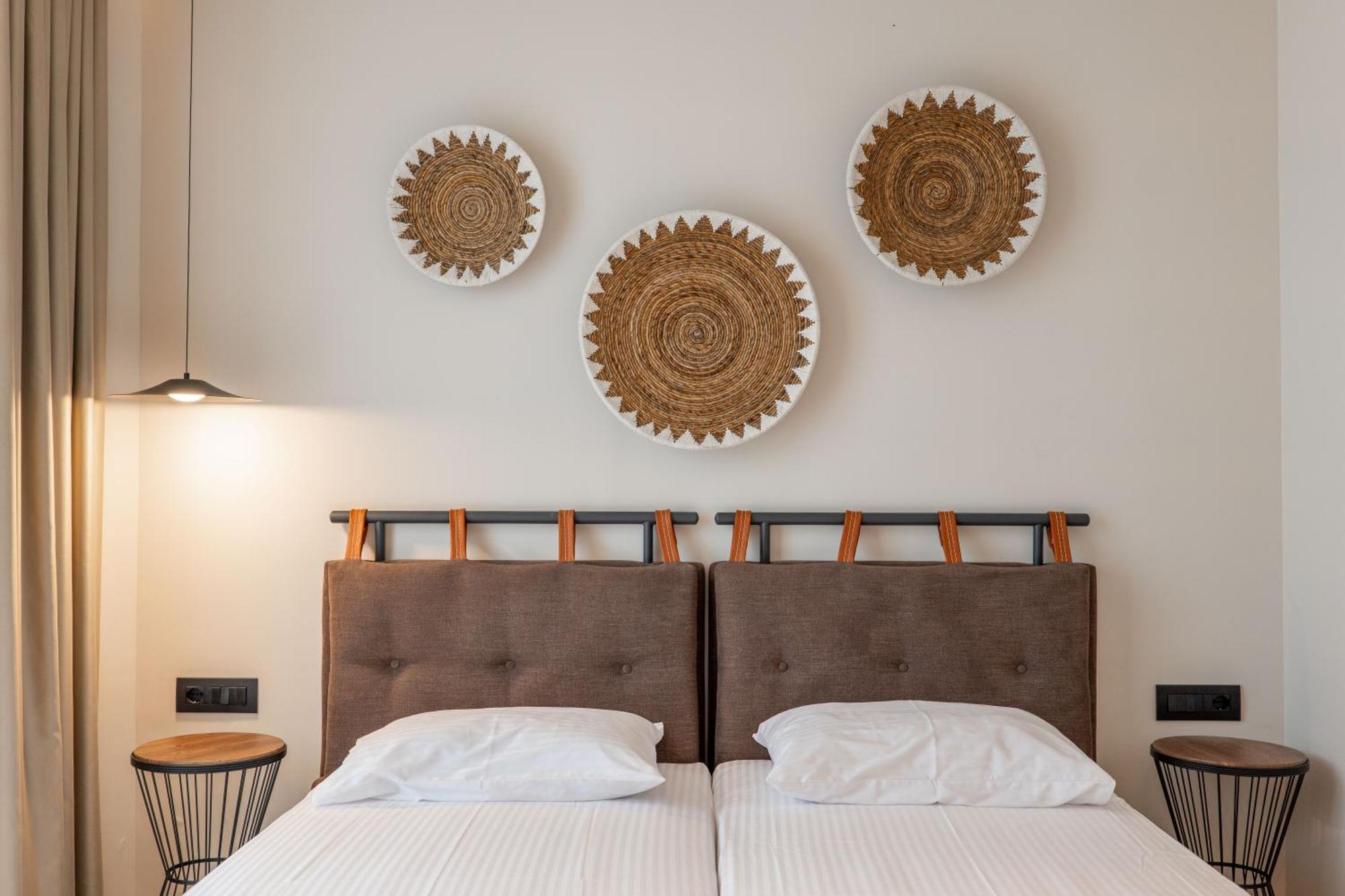 Kamara Rooms ซารานเดอ ภายนอก รูปภาพ