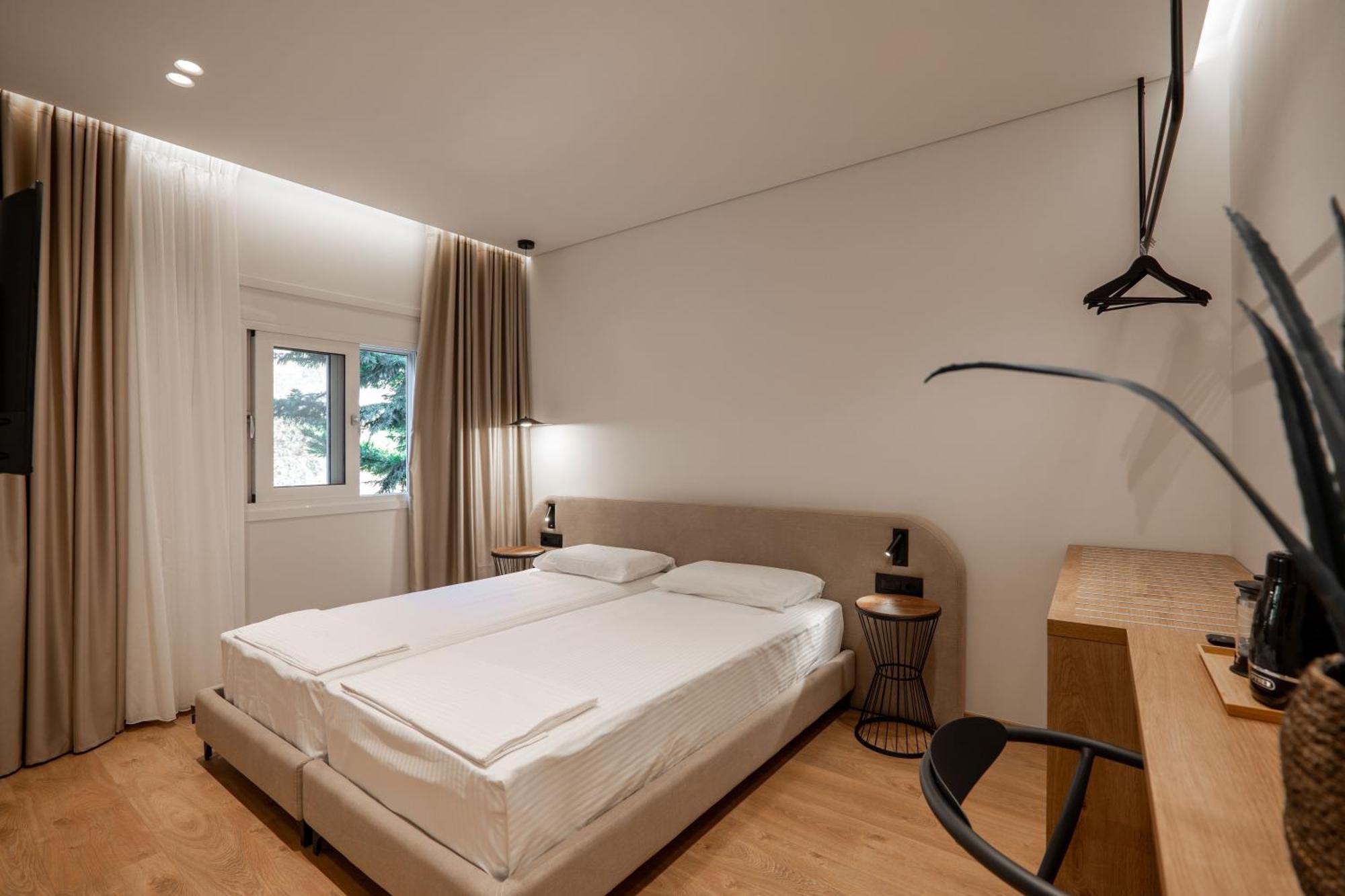 Kamara Rooms ซารานเดอ ภายนอก รูปภาพ