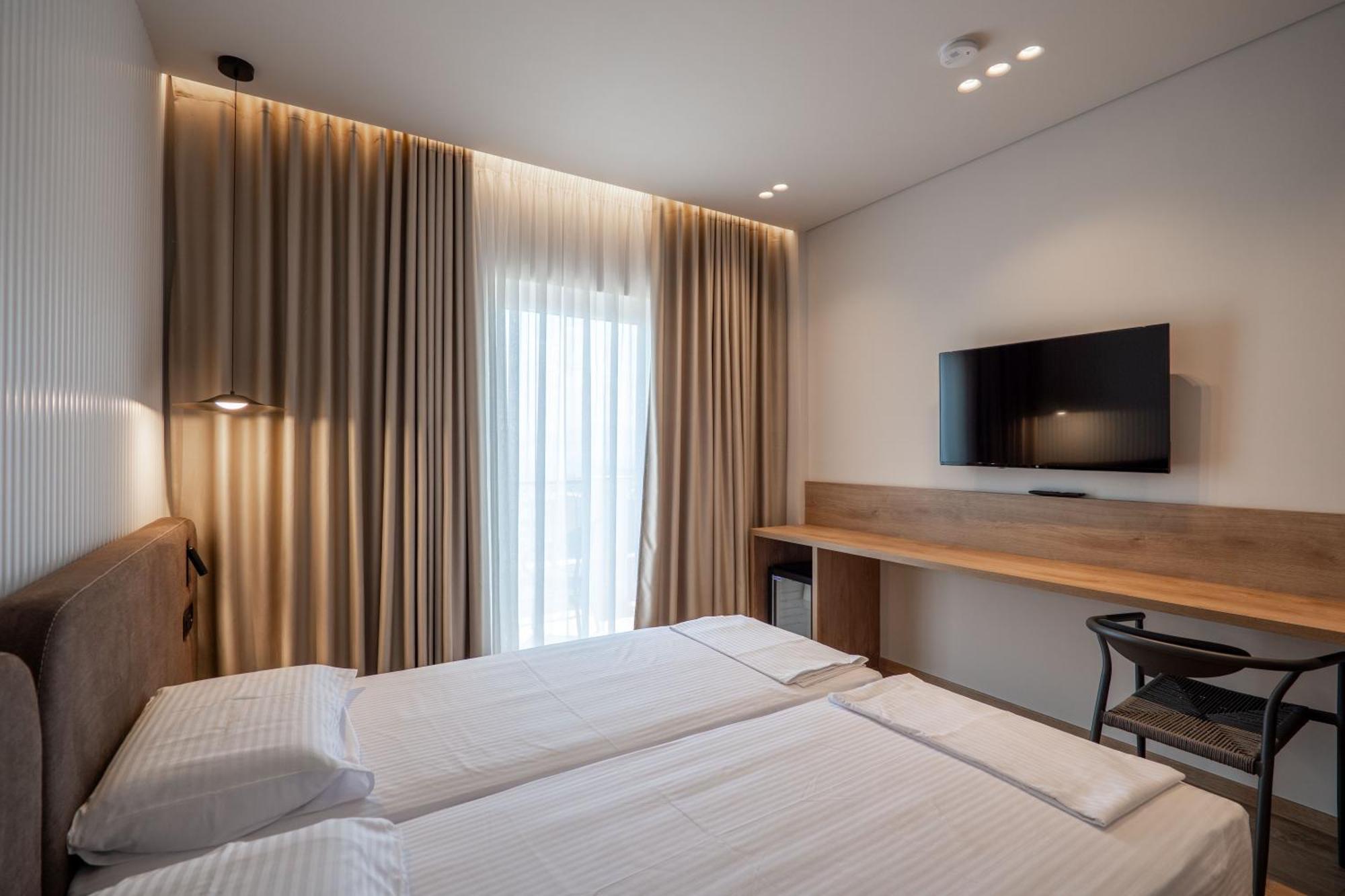 Kamara Rooms ซารานเดอ ภายนอก รูปภาพ