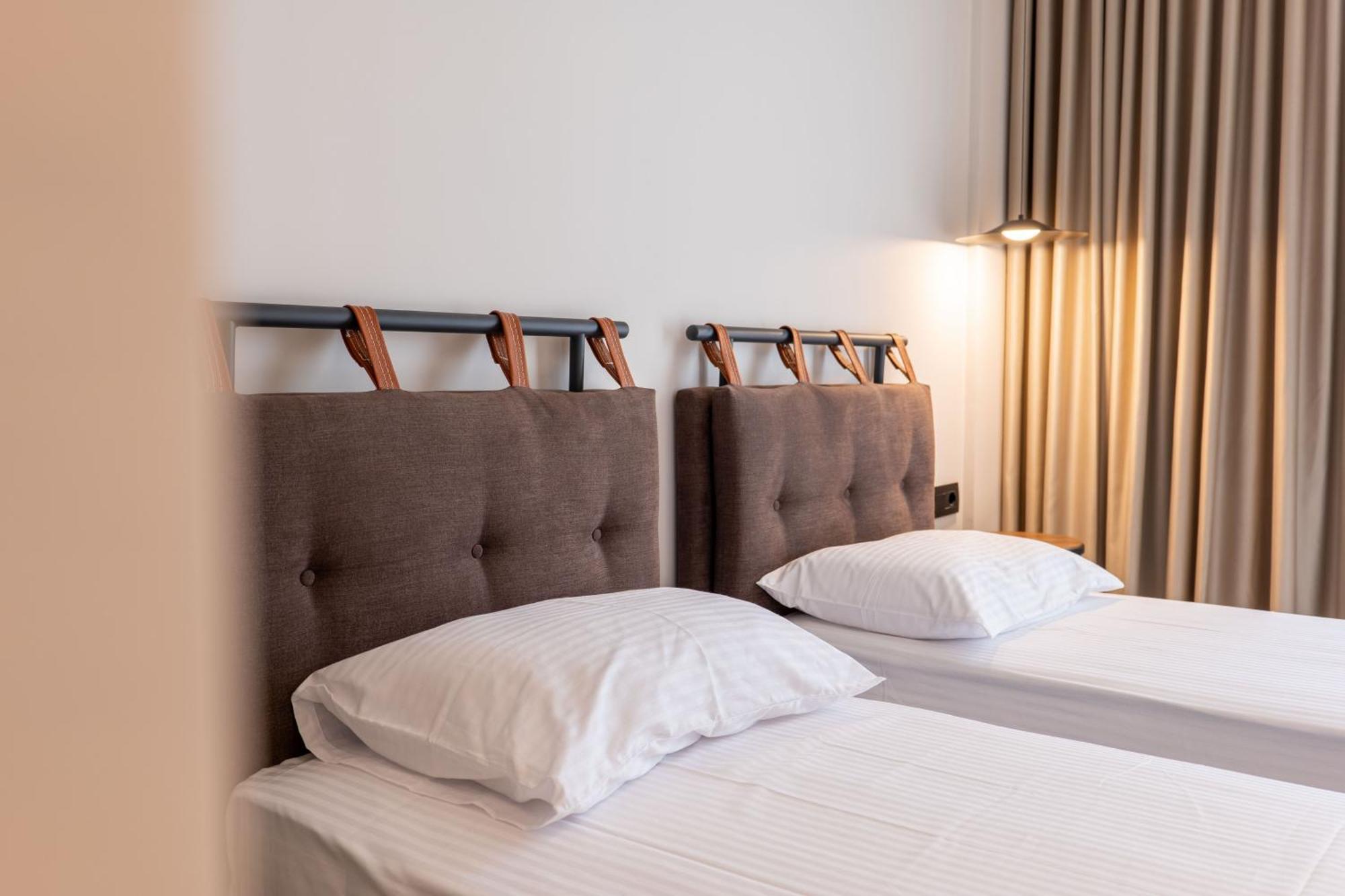 Kamara Rooms ซารานเดอ ภายนอก รูปภาพ